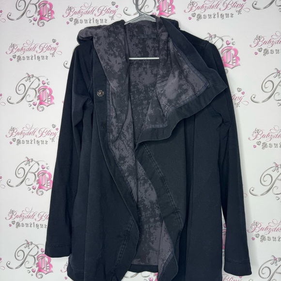 Lululemon wrap sweater cardigan reversible 2 way blanket style long black grey - Picture 2 of 8